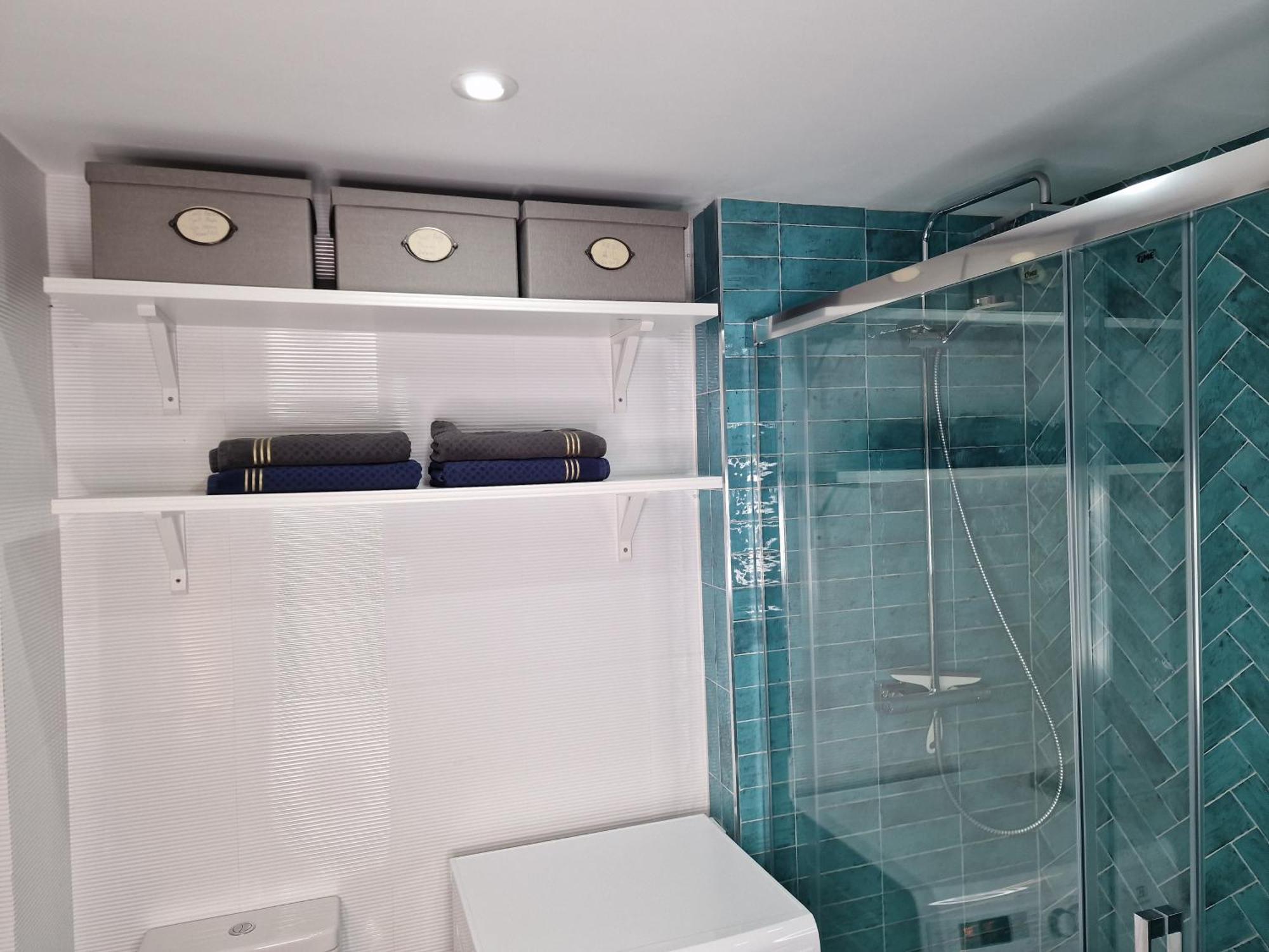 マラガSun & Palms - Cozy Flat In Quiet Neighbourhood With A Great Pool Areaアパートメント エクステリア 写真