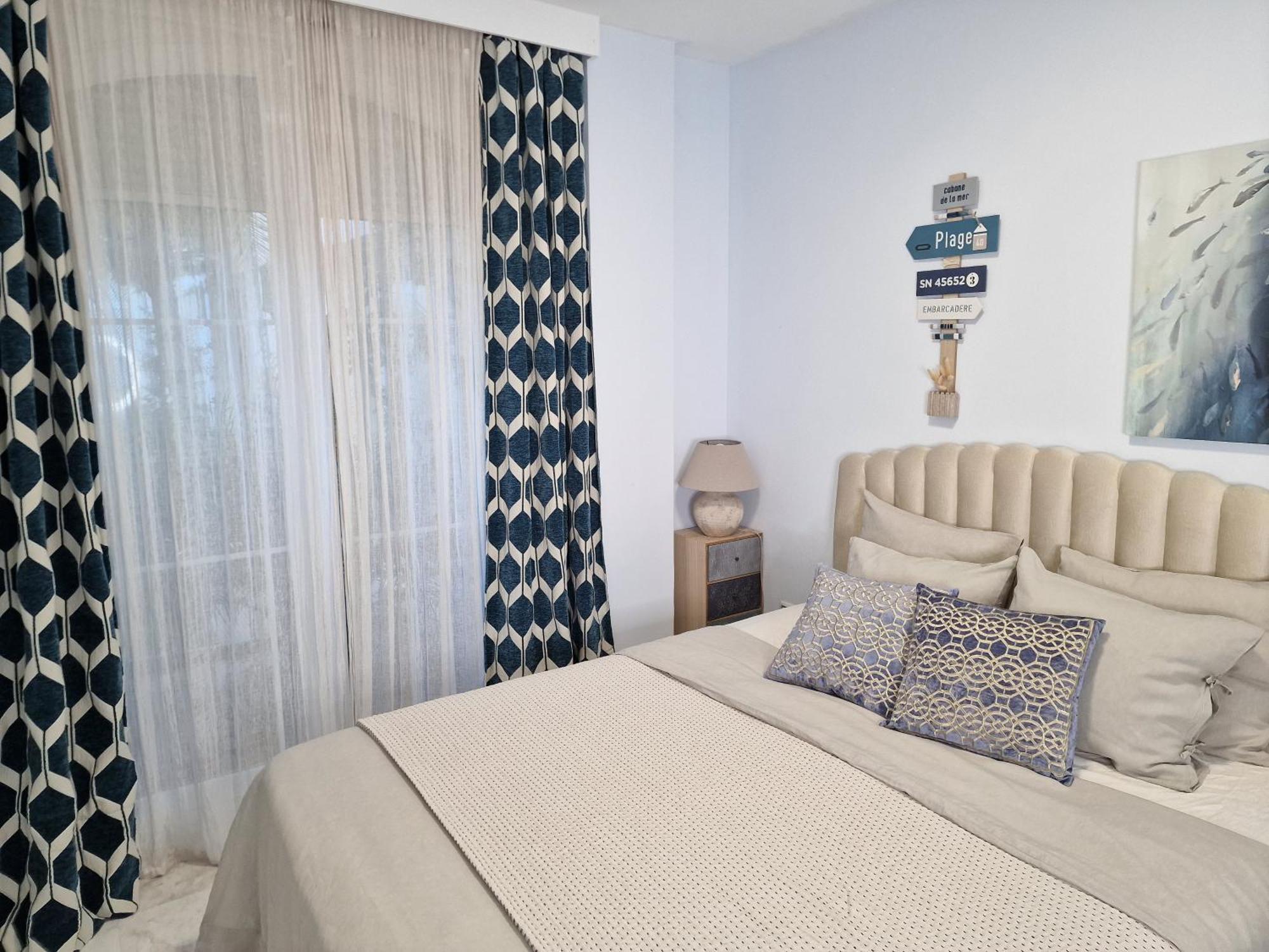マラガSun & Palms - Cozy Flat In Quiet Neighbourhood With A Great Pool Areaアパートメント エクステリア 写真