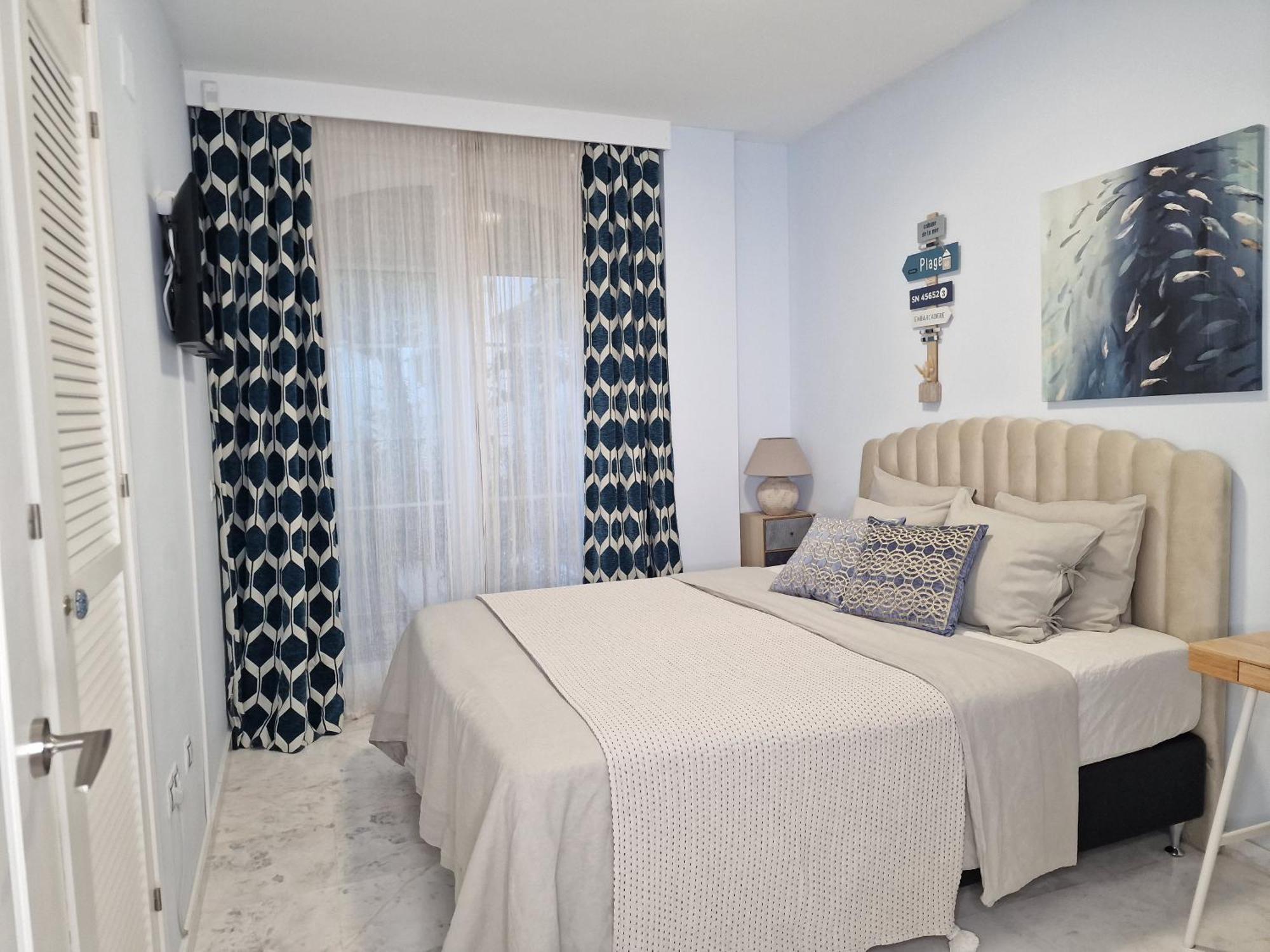 マラガSun & Palms - Cozy Flat In Quiet Neighbourhood With A Great Pool Areaアパートメント エクステリア 写真