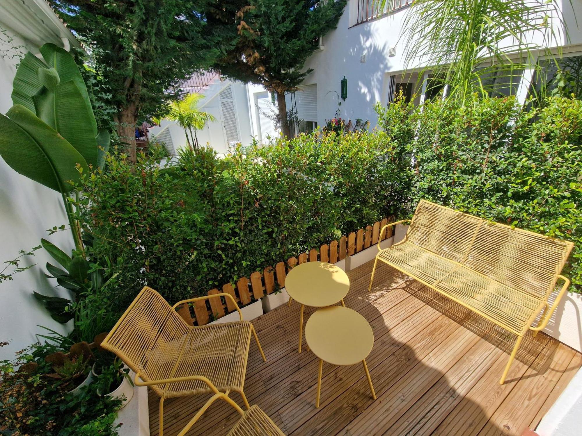マラガSun & Palms - Cozy Flat In Quiet Neighbourhood With A Great Pool Areaアパートメント エクステリア 写真